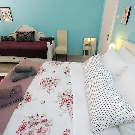 Downtown 2br شقة زادار