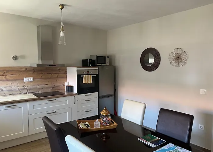 Downtown 2br * Zára