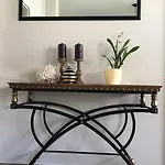 Downtown Apartment *