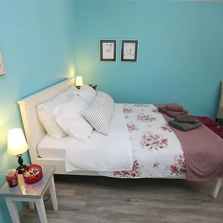 Downtown 2br * 자다르